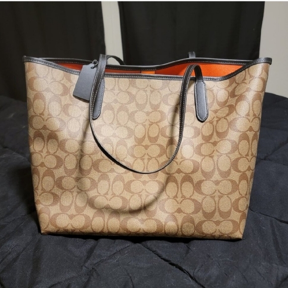 Coach Brown Tote Bag - Picture 4 of 8